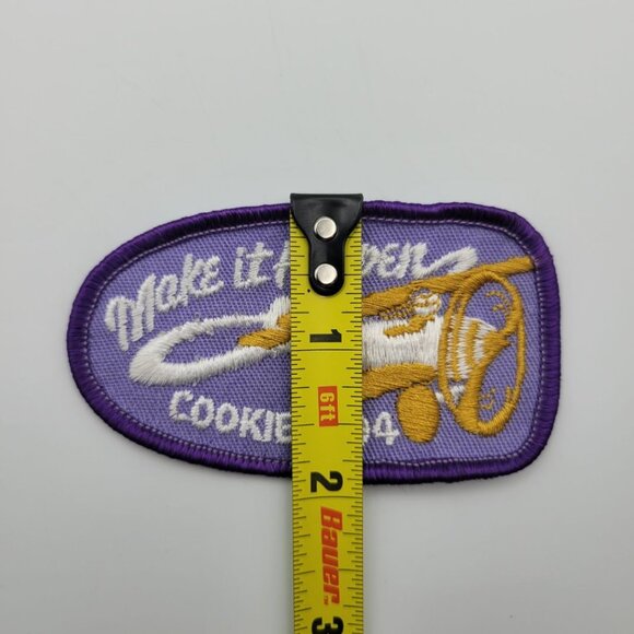 Girl Scout Badge Vintage Patch Brownie Make Happen 94 Retro Troop Camp Cookies - Picture 3 of 5